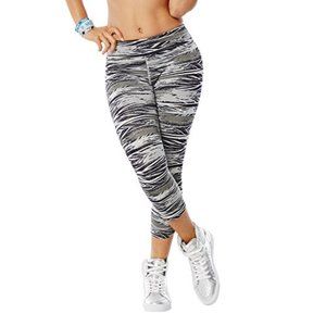Zumba® Treaded Capri Leggings